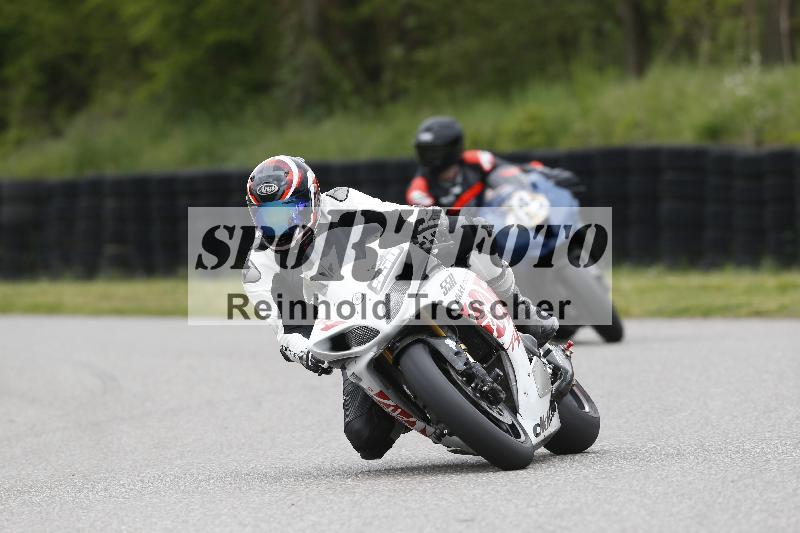 /Archiv-2025/08 20.04.2025 Speer Racing ADR/Gruppe gruen/550